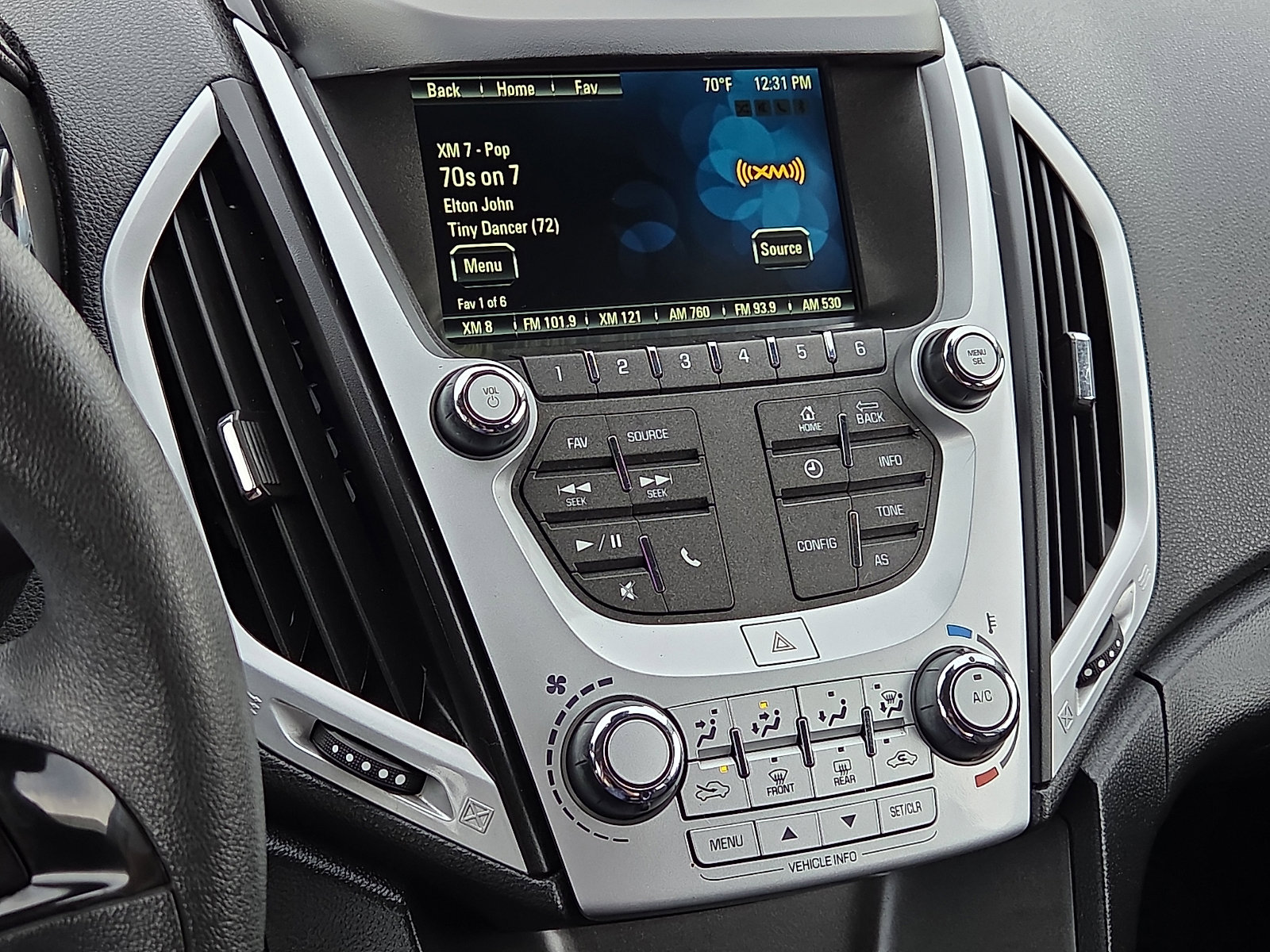 Used 2017 GMC Terrain SLE FWD image 16