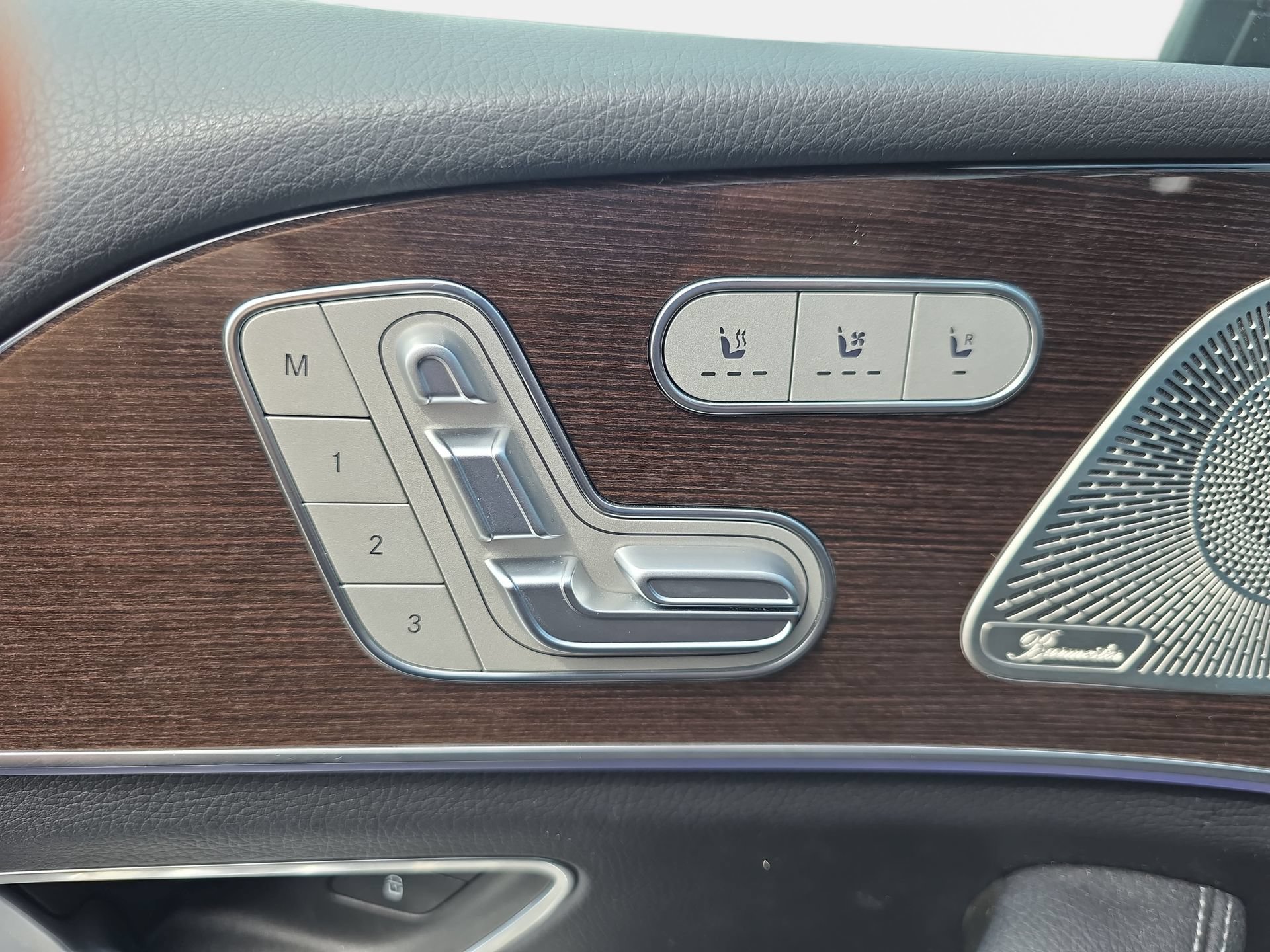 Certified 2025 Mercedes-Benz GLS 450 4MATIC image 28