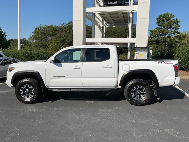 Used 2022 Toyota Tacoma TRD Off-Road w/ Technology Package RWD image 12