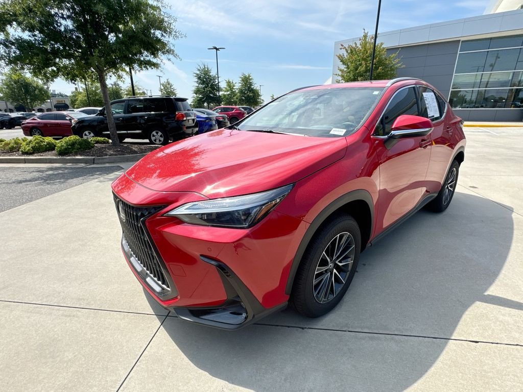 Used 2025 Lexus NX 250 FWD w/ Towing Package (2000 Lbs) image 5
