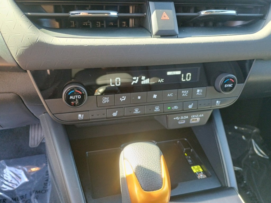 Used 2026 Subaru Outback Wilderness AWD/4WD image 31