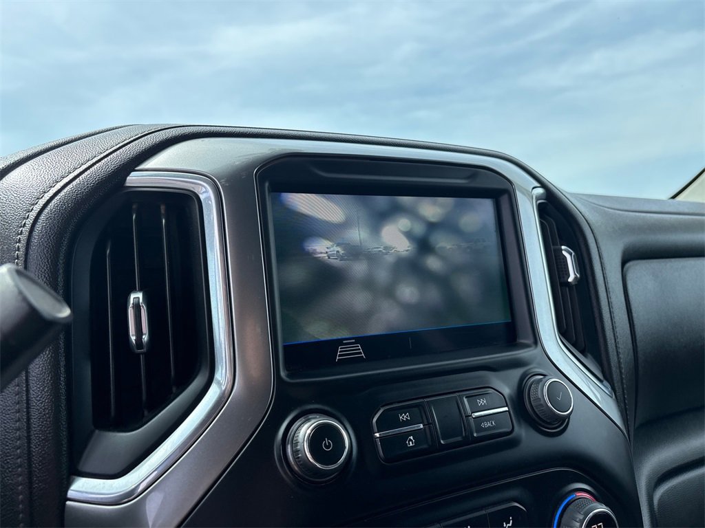 Used 2022 Chevrolet Silverado 2500 LT w/ Convenience Package image 19