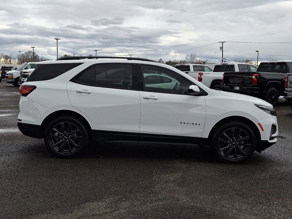 Used 2024 Chevrolet Equinox RS AWD/4WD image 13