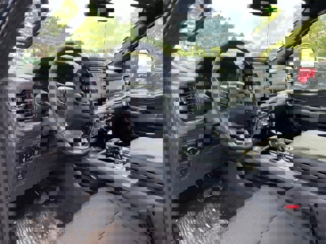 New 2025 Ford F150 XLT w/ Equipment Group 302A MID image 4