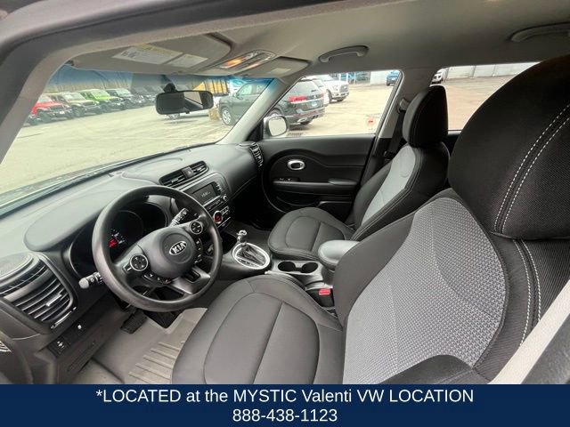 Used 2017 Kia Soul + image 26
