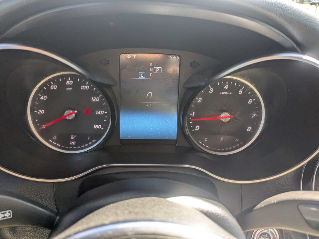 Used 2020 Mercedes-Benz GLC 300 image 35