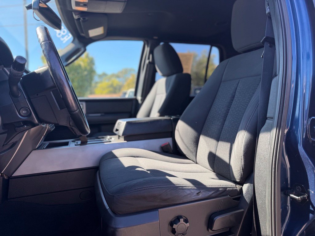 Used 2017 Ford Expedition XLT RWD image 12