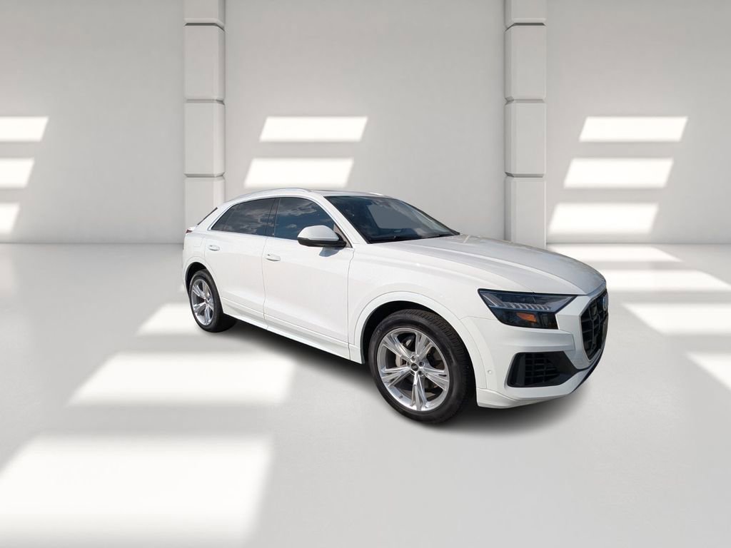 Used 2023 Audi Q8 Premium Plus w/ Premium Plus Package image 2
