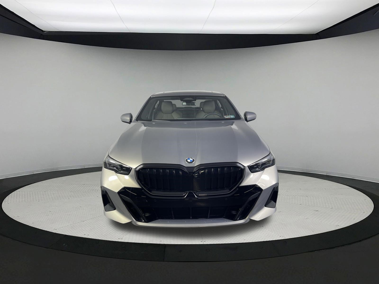 Certified 2026 BMW 530i xDrive w/ M Sport Package AWD/4WD image 2