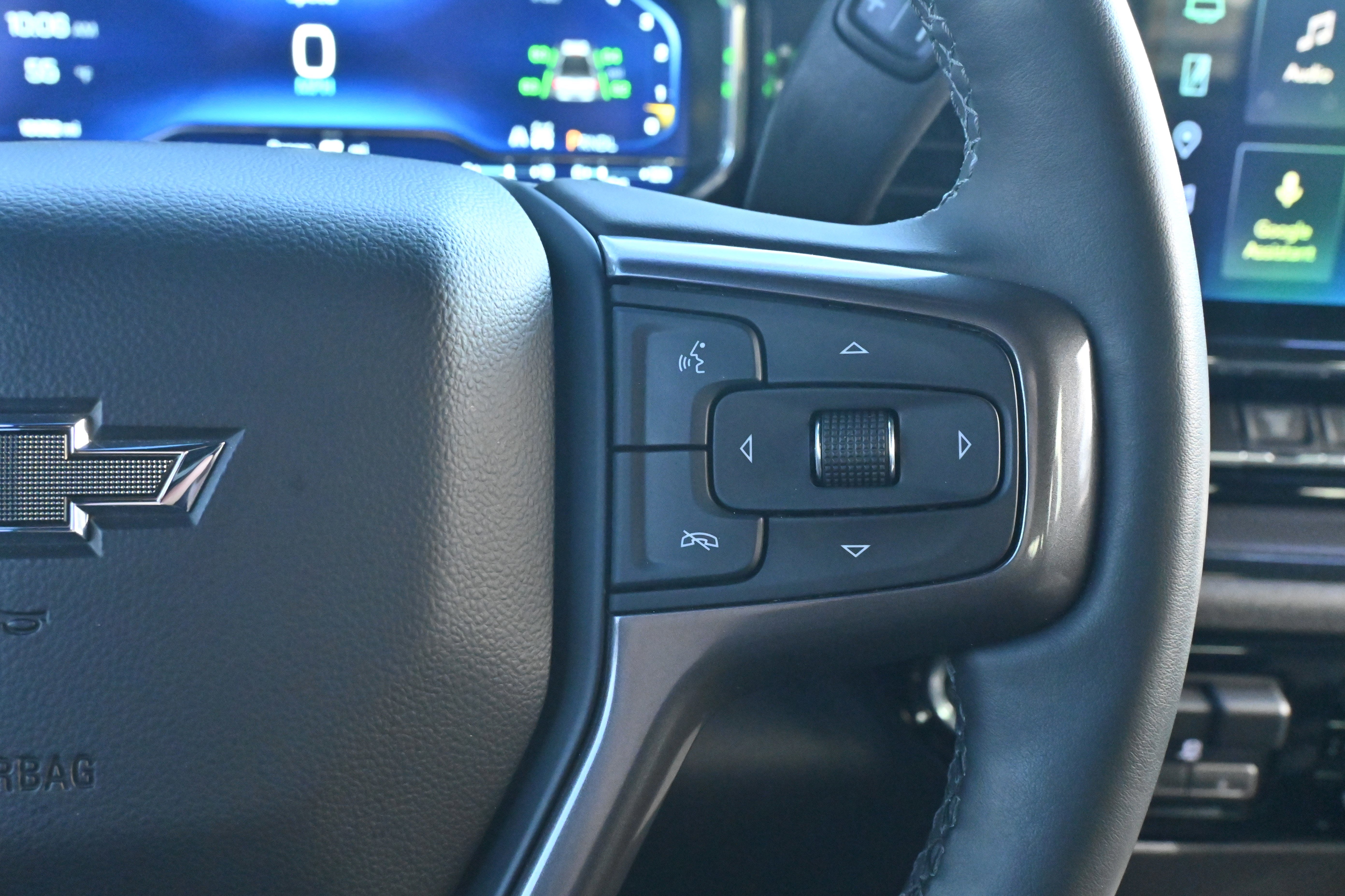 Used 2025 Chevrolet Silverado 2500 ZR2 w/ Technology Package image 33