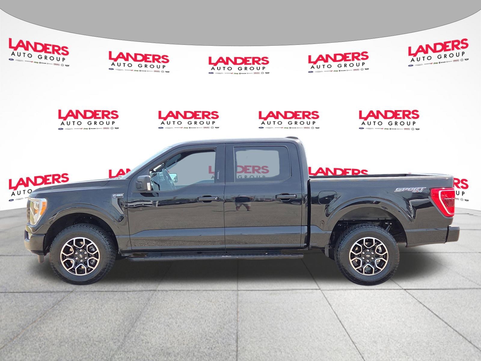 Used 2021 Ford F150 XLT w/ Equipment Group 302A High image 6