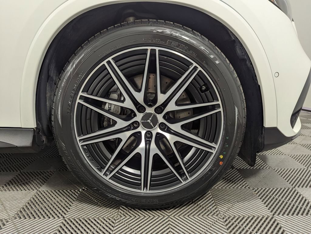Used 2025 Mercedes-Benz GLC 43 AMG 4MATIC image 29