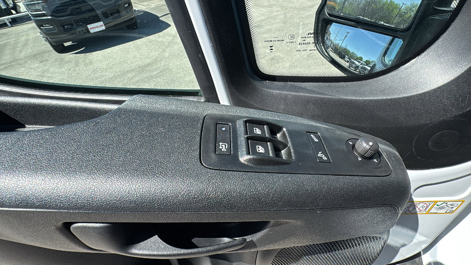 New 2026 RAM ProMaster 2500 w/ Convenience Group image 12