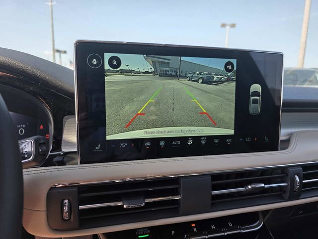 New 2026 Lincoln Corsair Premiere image 12