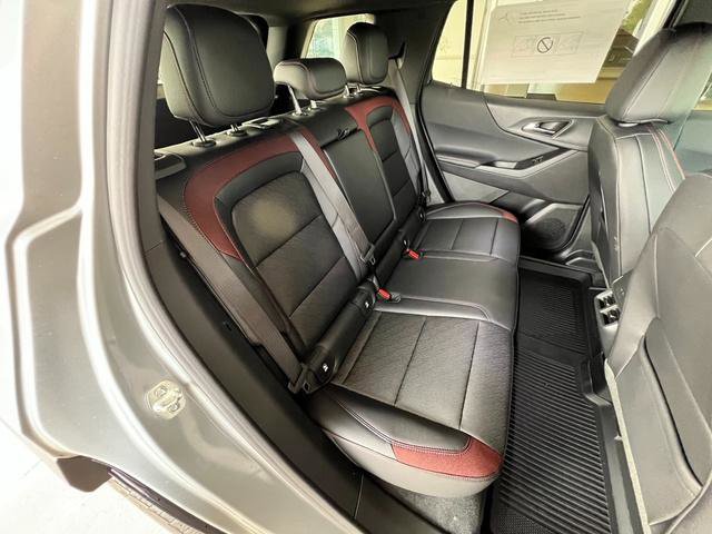 New 2026 Chevrolet Equinox RS image 24