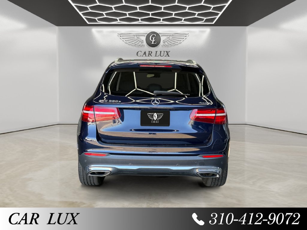 Used 2019 Mercedes-Benz GLC 350e 4MATIC image 4