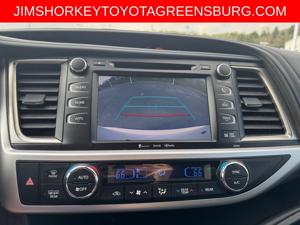 Used 2019 Toyota Highlander SE AWD/4WD image 18