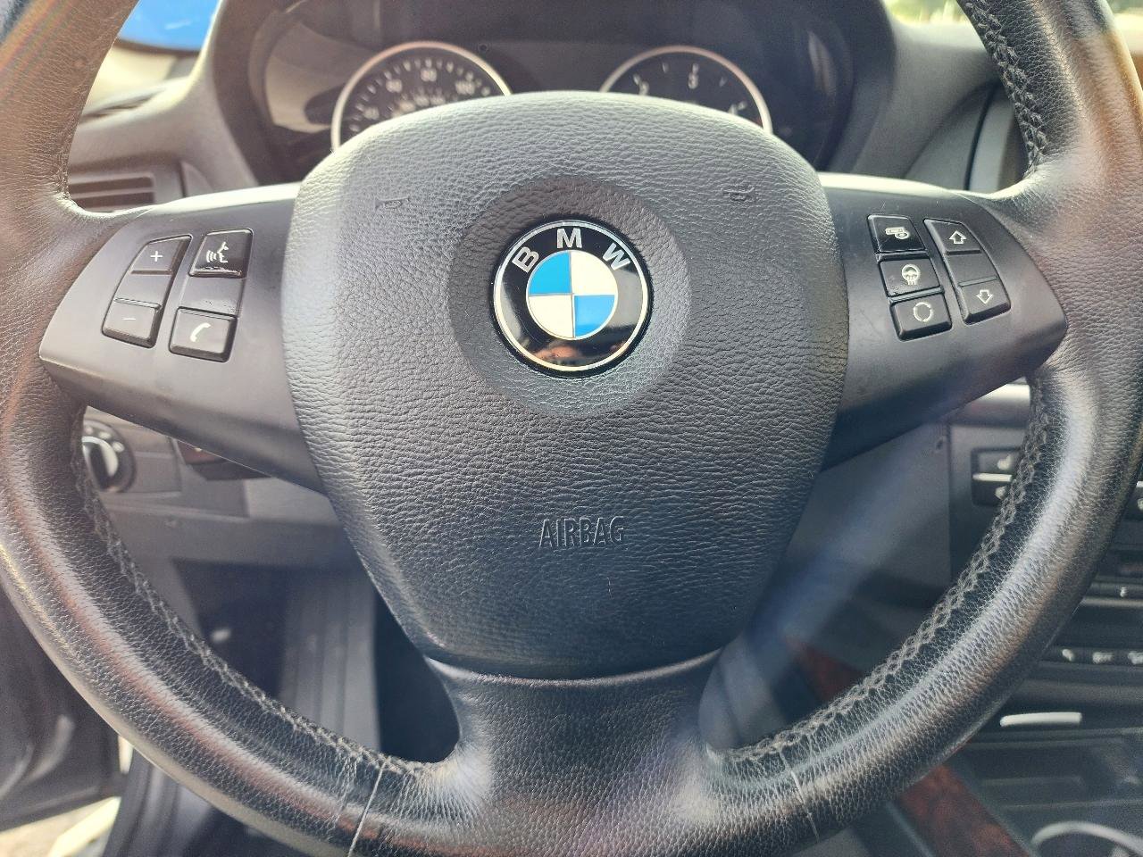 Used 2012 BMW X5 xDrive35d image 18