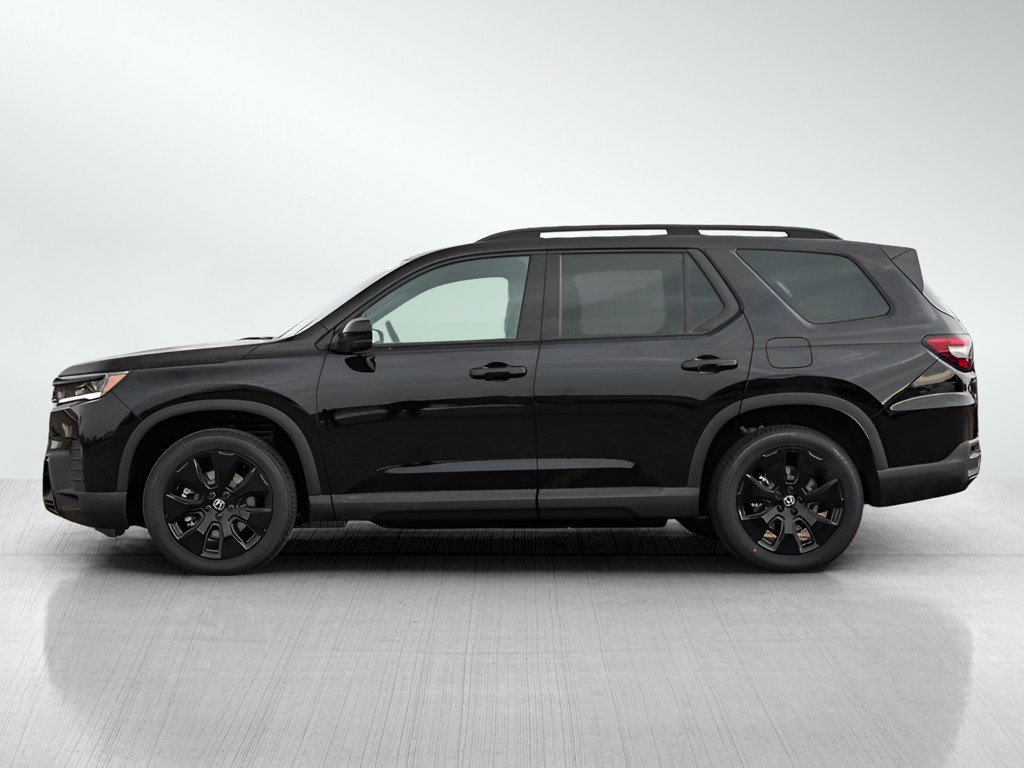 New 2026 Honda Pilot Black Edition image 4