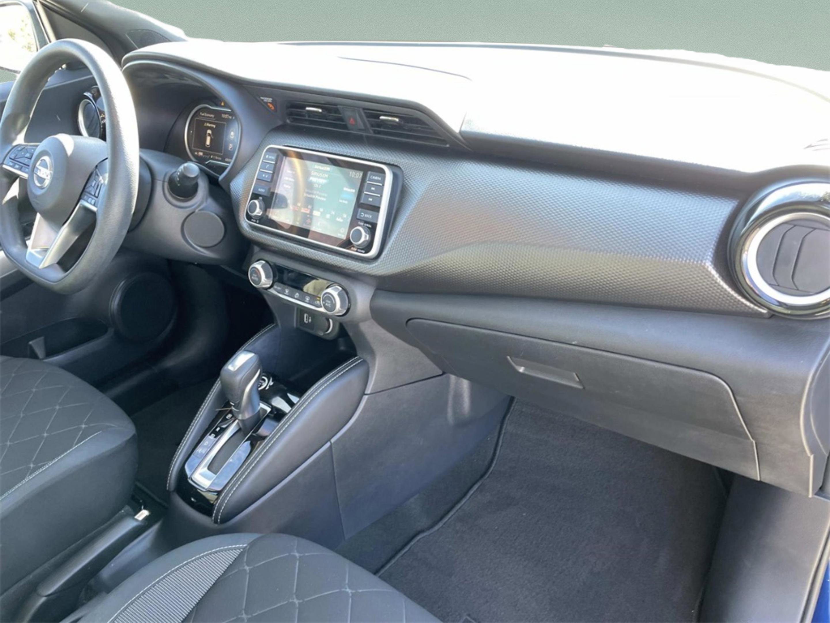 Used 2020 Nissan Kicks SV image 18