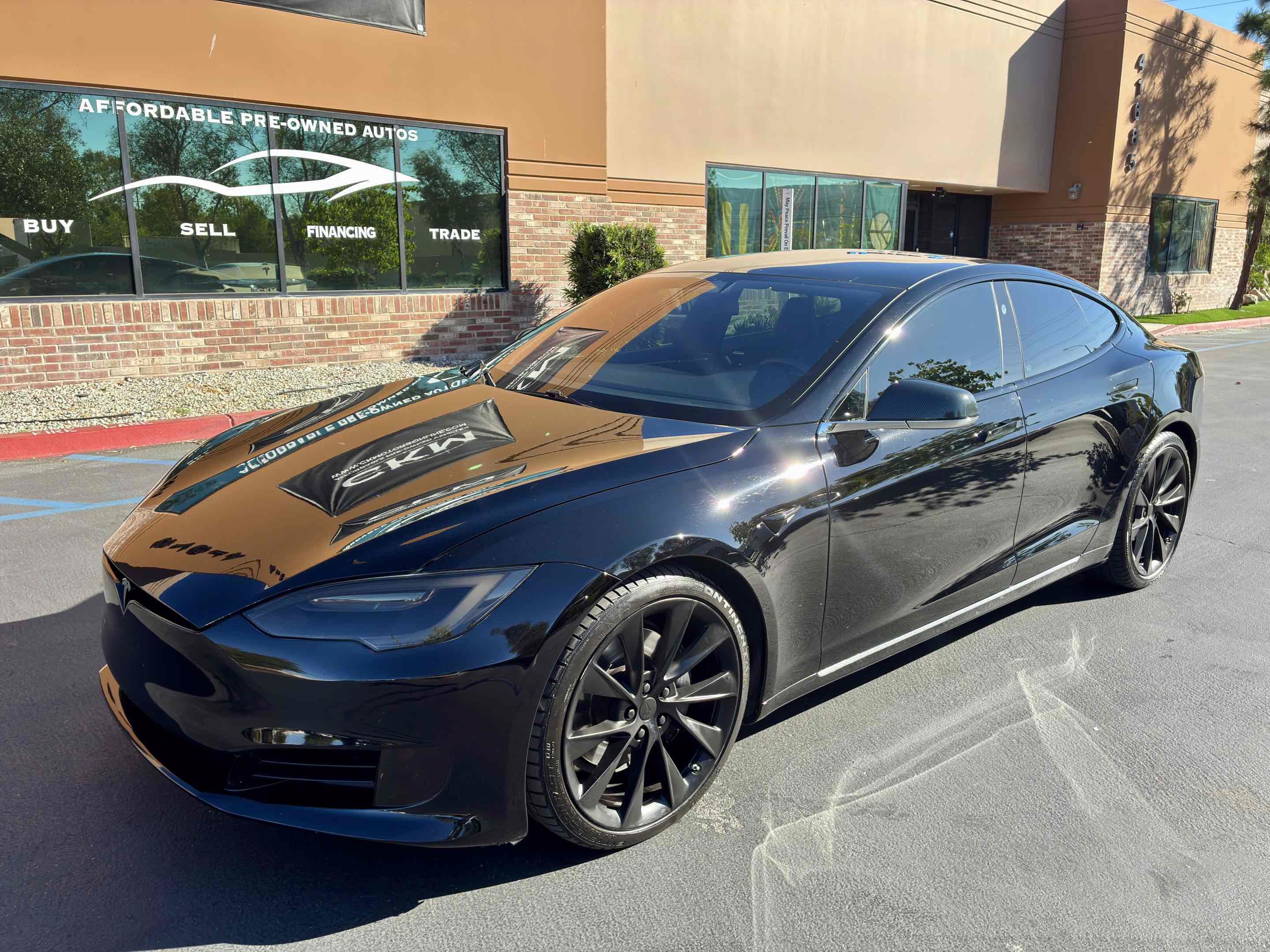 Used 2017 Tesla Model S 75 RWD image 4