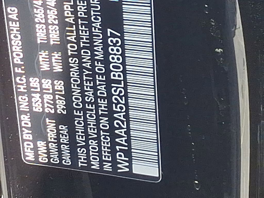 Certified 2025 Porsche Macan image 26