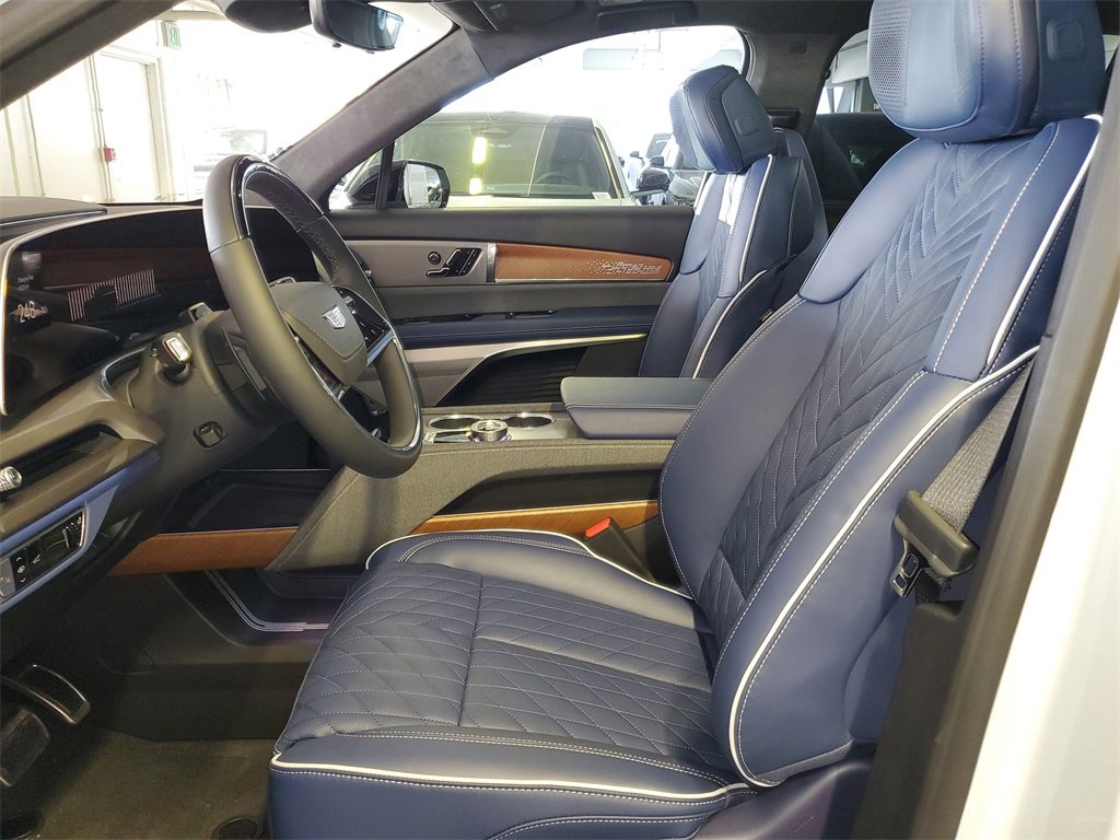 New 2026 Cadillac Vistiq Premium Luxury image 17