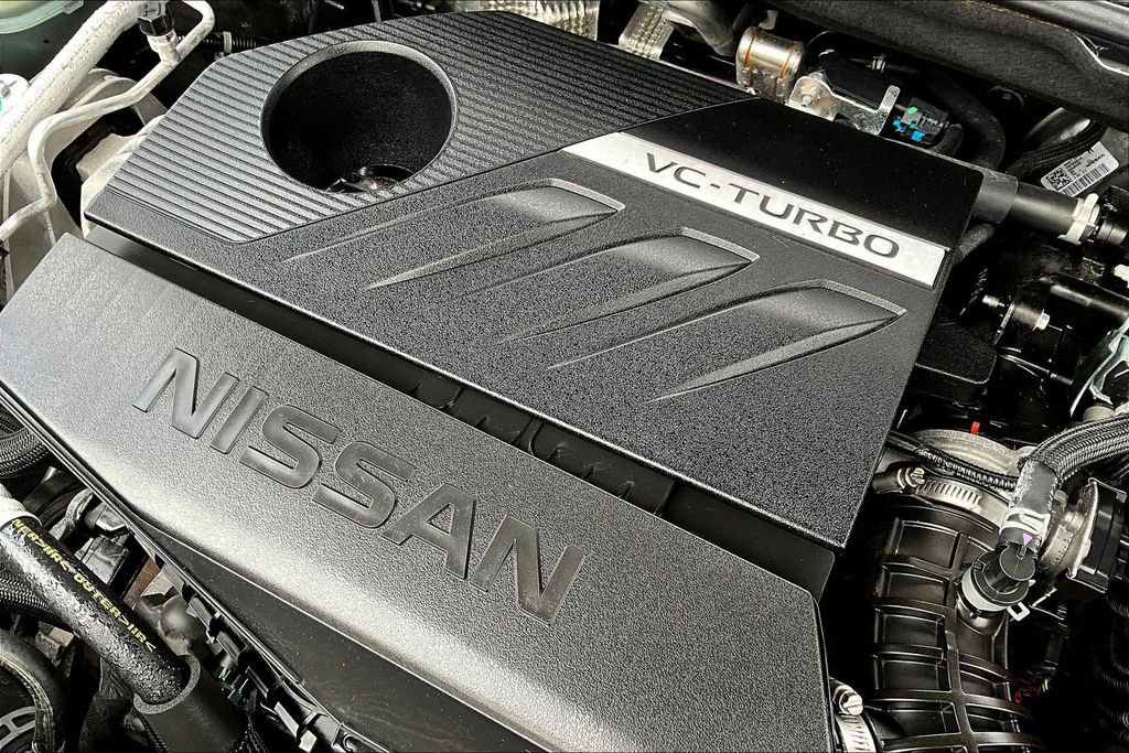 Used 2025 Nissan Rogue SV image 29