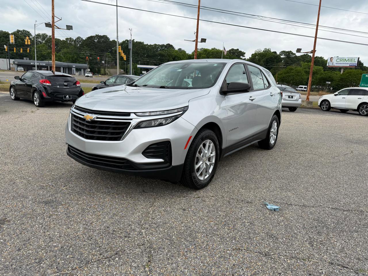 Used 2022 Chevrolet Equinox LS w/ Driver Confidence II Package FWD image 13