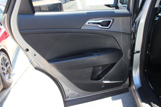 Used 2024 Kia Sportage LX AWD/4WD image 22
