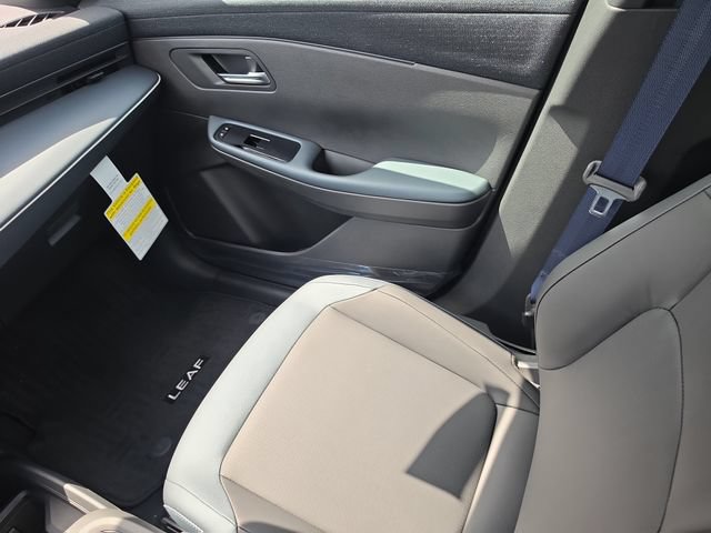 New 2026 Nissan Leaf SV+ w/ Floor Mat Package (SV+) FWD image 15