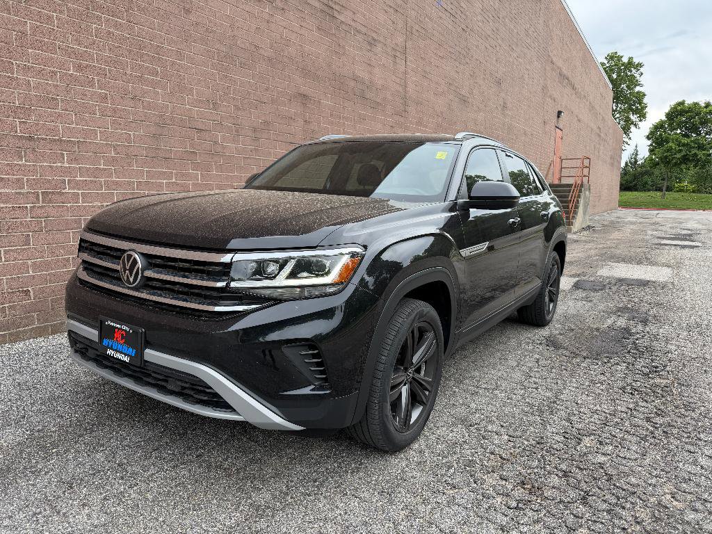 Used 2022 Volkswagen Atlas Cross Sport SE