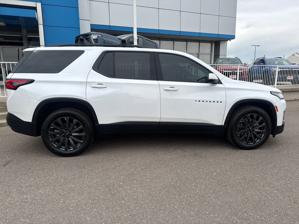 Used 2023 Chevrolet Traverse RS image 6