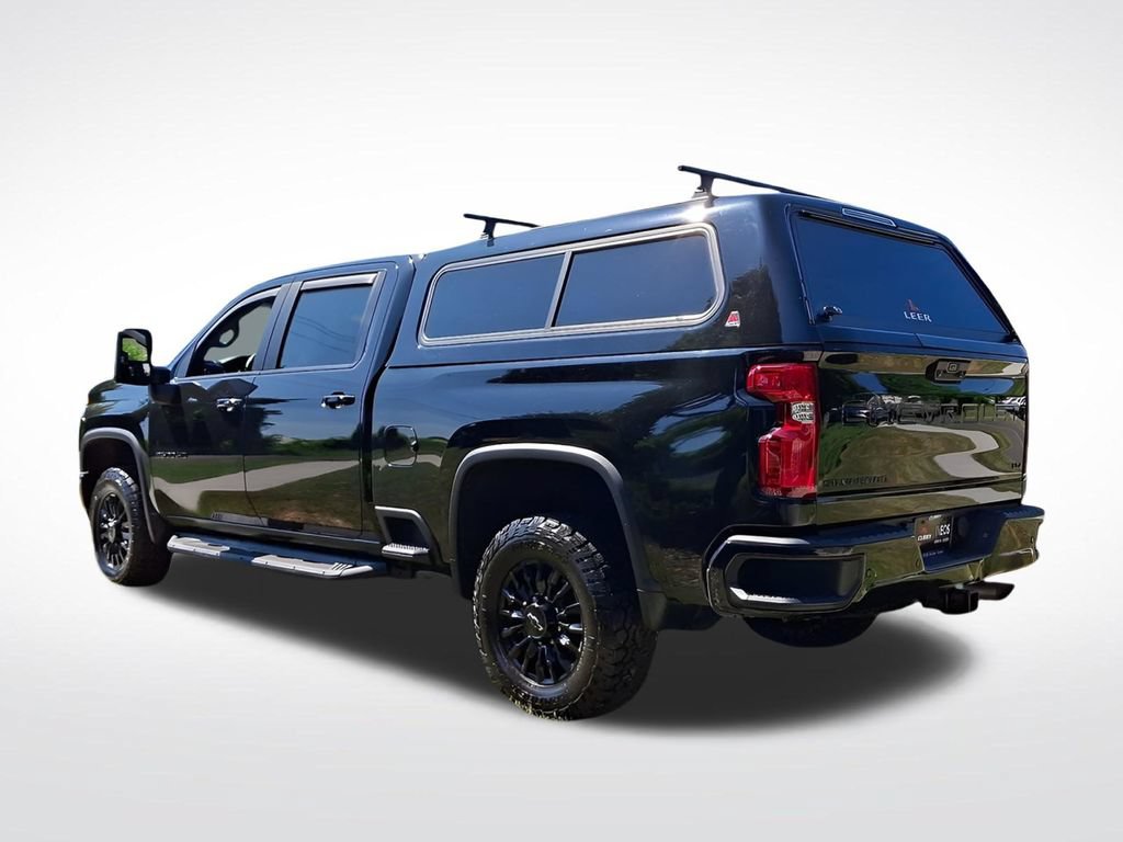 Used 2022 Chevrolet Silverado 2500 LTZ w/ LTZ Plus Package AWD/4WD image 6