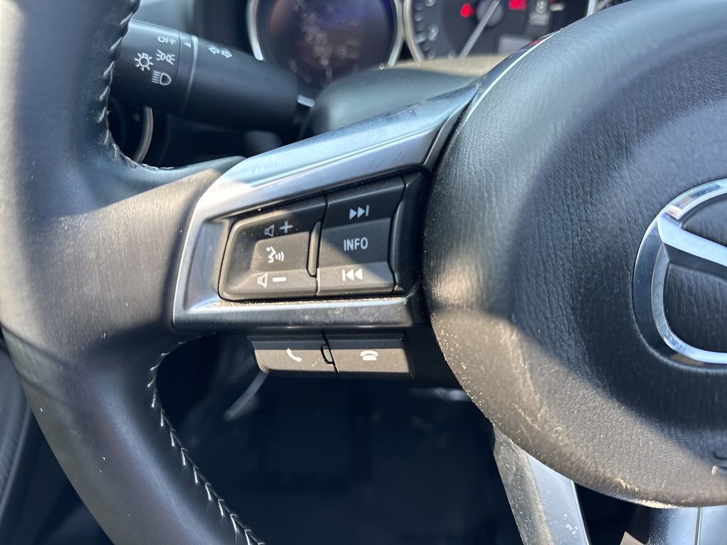 Used 2021 MAZDA MX-5 Miata Sport w/ Appearance Package image 13