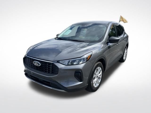 Certified 2025 Ford Escape Active FWD image 3