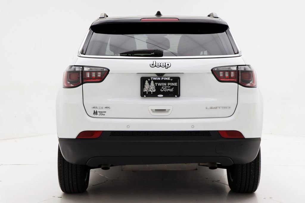Used 2025 Jeep Compass Limited AWD/4WD image 7