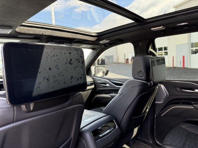 Used 2024 Cadillac Escalade V w/ LPO, Floor Liner Package image 22