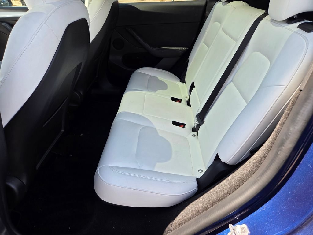 Used 2023 Tesla Model Y Long Range AWD/4WD image 12