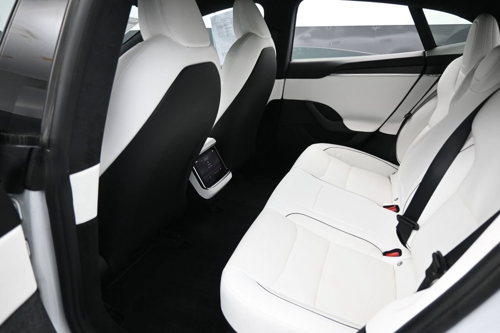 Used 2022 Tesla Model S Plaid AWD/4WD image 8
