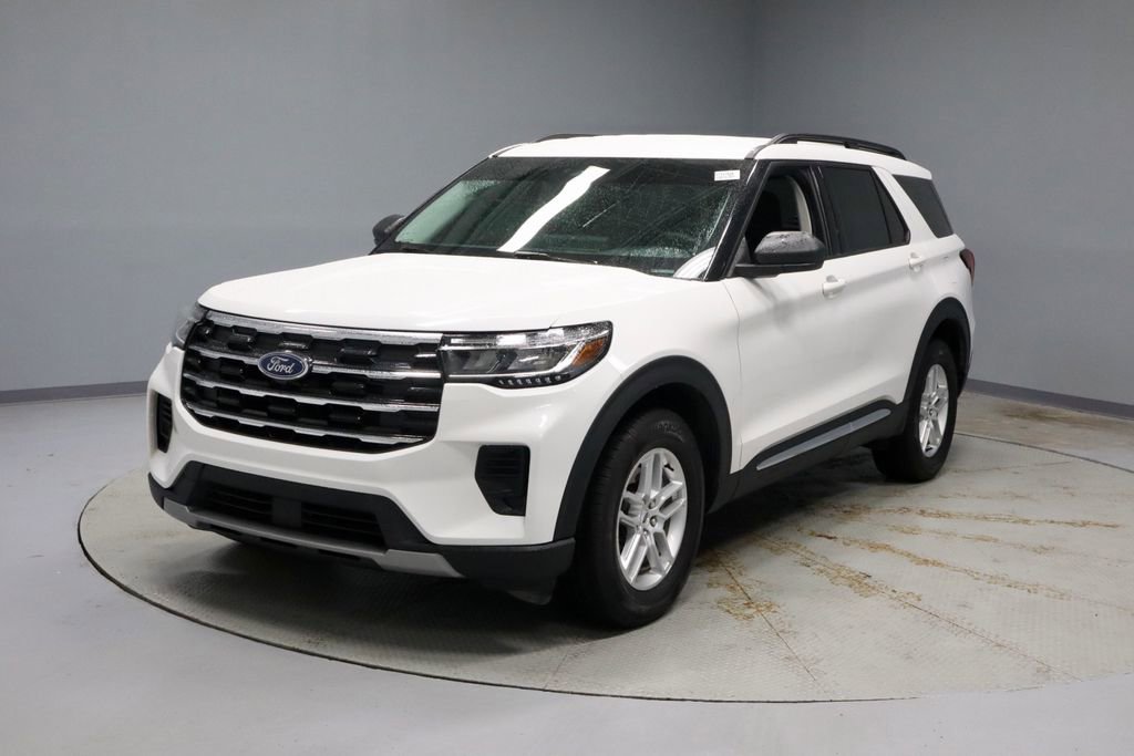 Certified 2025 Ford Explorer Active AWD/4WD image 7