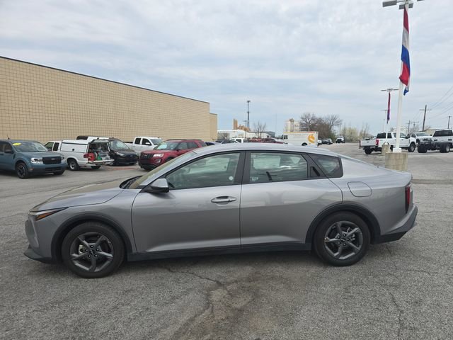 Used 2025 Kia K4 LXS image 8