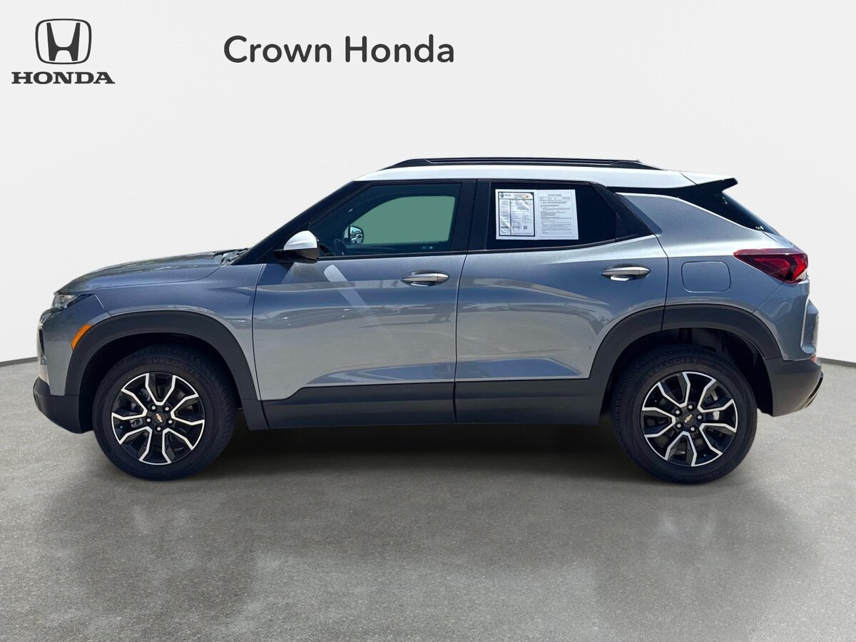 Used 2022 Chevrolet TrailBlazer ACTIV AWD/4WD image 2