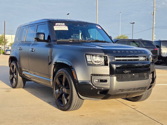 Used 2025 Land Rover Defender 110 V8 AWD/4WD image 3