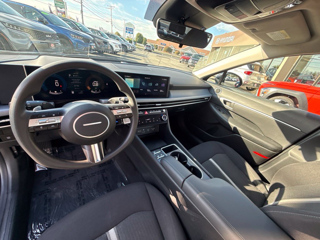 Used 2024 Hyundai Sonata SEL FWD image 16