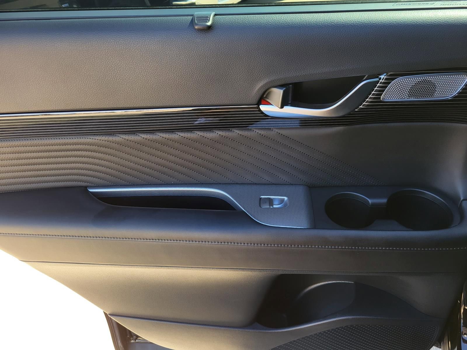 Used 2025 Hyundai Palisade Calligraphy image 12