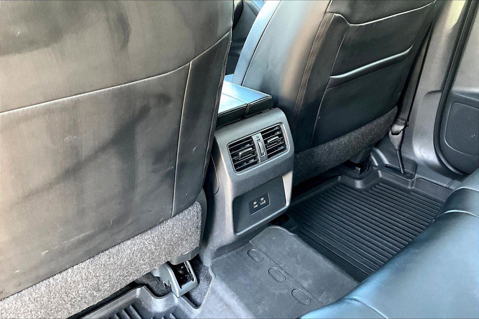 Used 2023 Nissan Rogue SV w/ SV Premium Package image 33