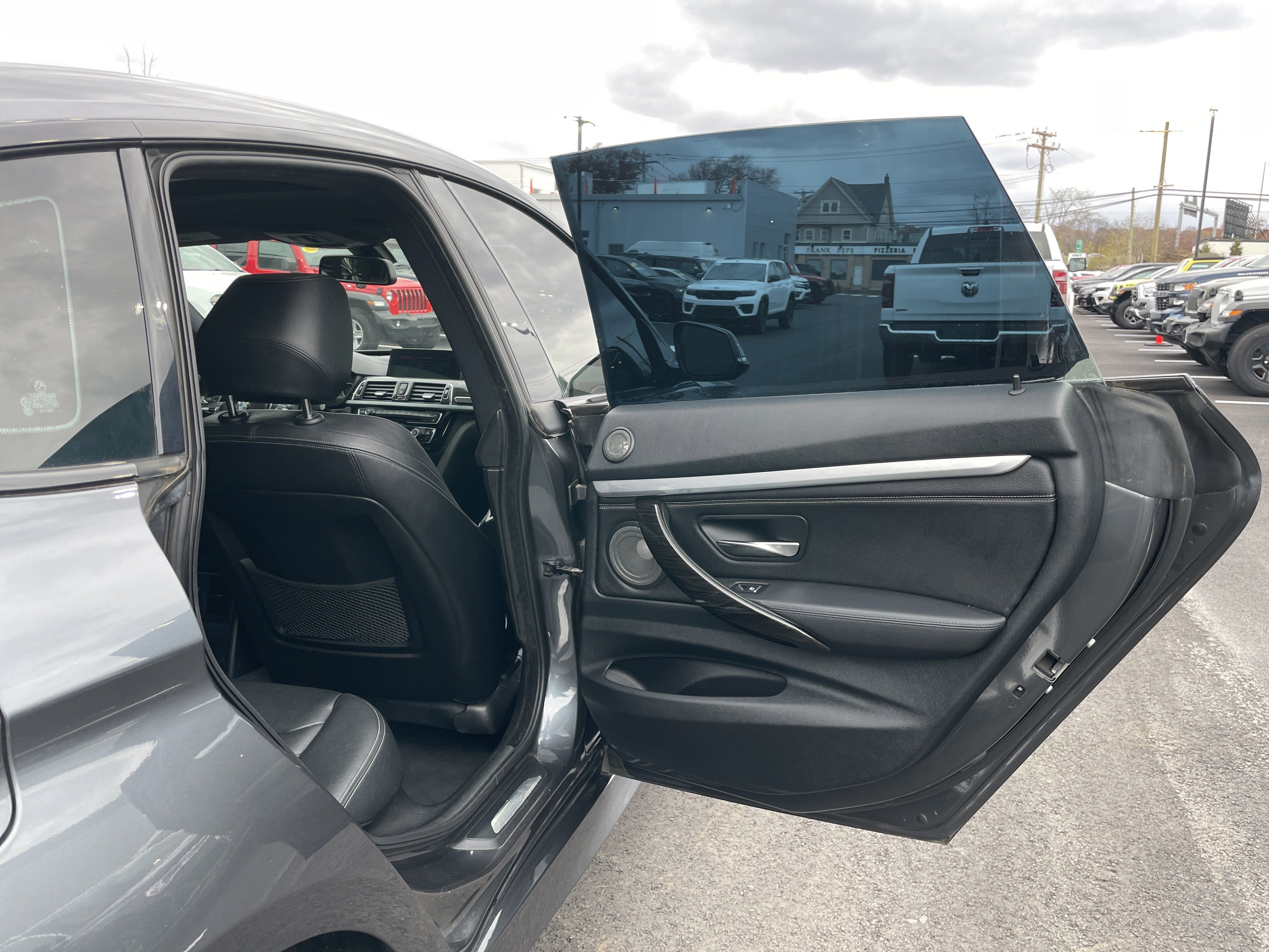 Used 2018 BMW 340i Gran Turismo xDrive image 16