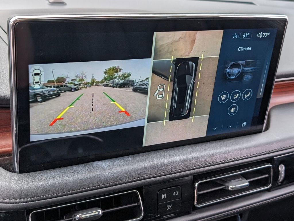 Certified 2022 Lincoln Nautilus Reserve w/ Equipment Group 201A image 22