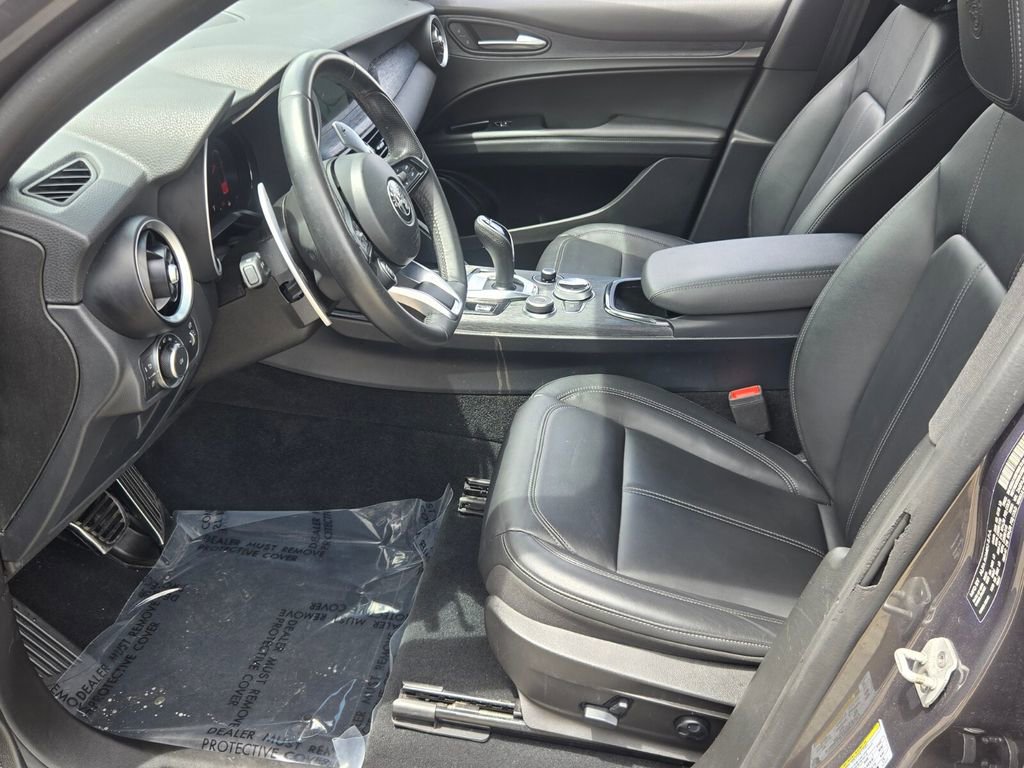 Used 2024 Alfa Romeo Stelvio Sprint RWD image 10
